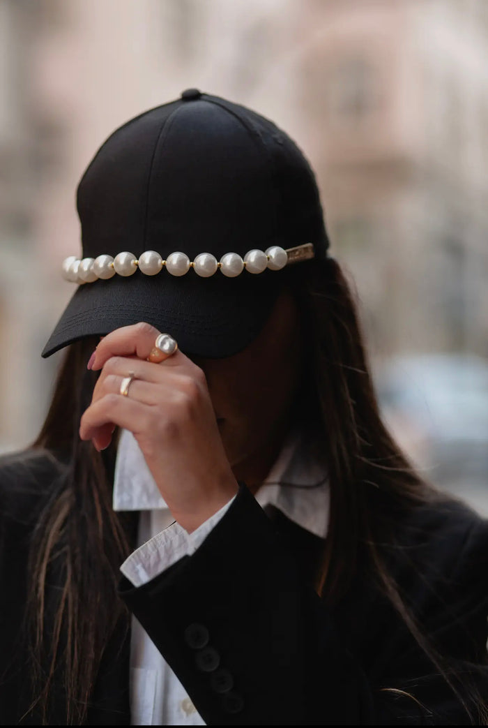 Pearl Cap