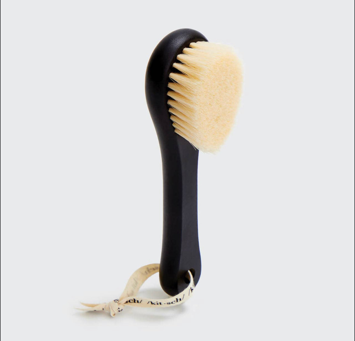 Facial Dry Brush